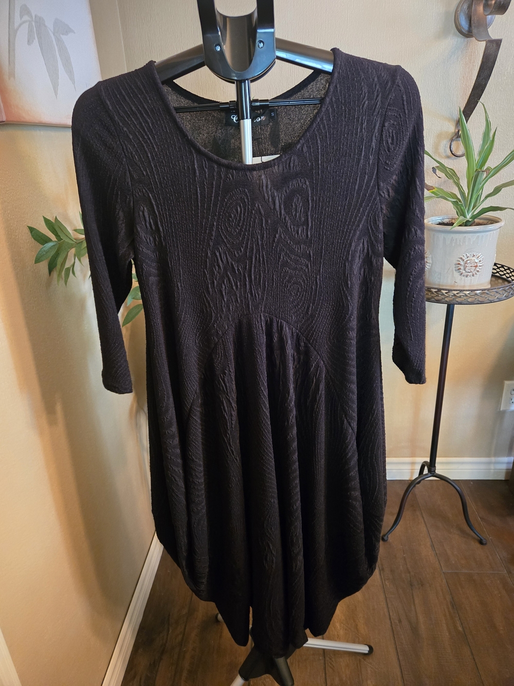 NWT Creation Women's Black Scoop Neck Dress